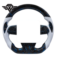 Volant sport personnalisé en fibre de carbone forgée à 3 branches avec LED premium pour Toyota Camry LC300 LC200 LC250 Hilux