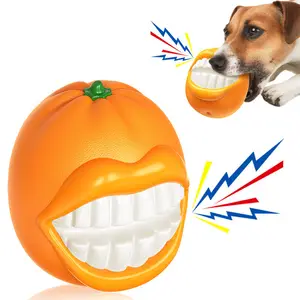 Оранжевая игрушка для собак