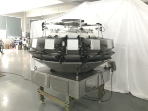 Máquina automática de envasado de patatas fritas multicabezal a prueba de roturas - Product Image 4