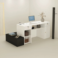 Caisse enregistreuse, magasin de vêtements pour femmes, comptoir de bar d'angle, boutique de mode simple et moderne, réception d'un salon de beauté et de coiffure