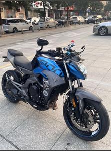 <span class=keywords><strong>Moto</strong></span> Naked 400NK 400cc, bicylindre en parallèle, refroidissement liquide, ABS, 42 CV, EFI, 6 vitesses, mode Sport/Eco, maniabilité agile - Product Image 3