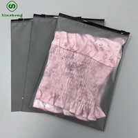 Sac Personnalisé Poly Réutilisable Refermable à Fermeture Éclair Givrée Noire pour Vêtements, Hoodie, T-Shirt, Maillot de Bain