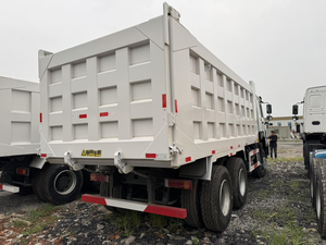 รถดัมพ์มือสอง SINOTRUCK HOWO 6X4 เครื่องยนต์ดีเซลขนาดกลาง บรรทุกได้ 41-50 ตัน เครื่องยนต์ Weichai 351-450 แรงม้า ยูโร 3 ระบบเกียร์ธรรมดา สำหรับงานหนัก - Product Image 2