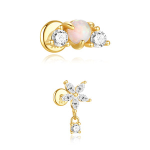 Pendientes CANNER con Baño de Oro de 18K, Diseño de Flor Dulce con Ópalo y Parte Posterior Plana - Product Image 1