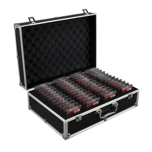 Boîte de rangement en aluminium pour cartes gradées avec double serrure à combinaison, pour cartes <span class=keywords><strong>PSA</strong></span>, BGS, TCG, <span class=keywords><strong>Pokémon</strong></span>, sportives et cartes gradées en slab - Product Image 1