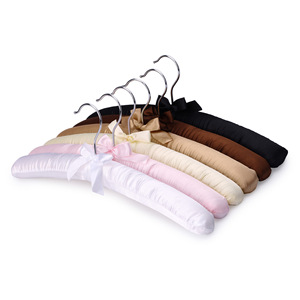 ที่แขวนเสื้อผ้าในโรงแรมที่แขวนเสื้อผ้ามีฟองน้ำแบบไม่ทำเครื่องหมายที่เก็บของแบบพิเศษ - Product Image 1