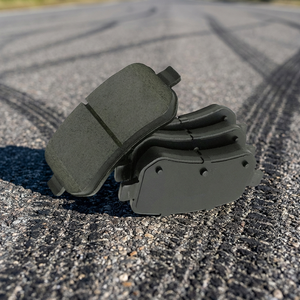 Nueva pastilla de freno semimetálica Premium ANTECH para CARAVAN/<span class=keywords><strong>VOLVER</strong></span> (CKD)-30000-100000kms Garantía - Product Image 1