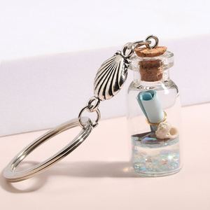 Llavero marino con concha, estrella de mar y caracola, botella de líquido en movimiento, llaveros de los deseos, regalos de amistad, joyería hecha a mano - Product Image 3