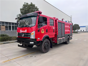 Camion de pompiers forestier 4x4 tout-terrain avec réservoir d'eau pour la lutte contre les incendies et le sauvetage en milieu sauvage - Product Image 3
