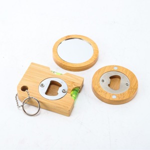 Personnalisation de motifs personnalisés Ouvre-bouteille en bois pour la fête des pères Logo gravé Aimant de réfrigérateur portable pour la maison - Product Image 4