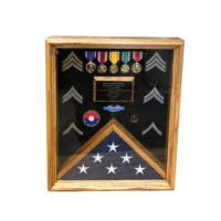 Vitrine de boîte d'ombre triangulaire en verre trempé HD en bois massif écologique pour drapeaux de vétérans militaires thèmes d'animaux de fleurs