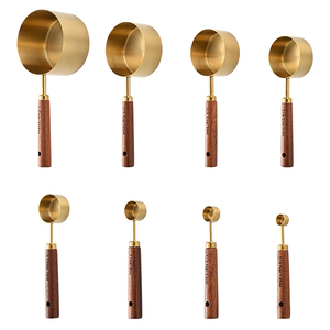 อุปกรณ์ตวงครัวสแตนเลสแบบขายส่ง ถ้วยตวงและช้อนตวงพร้อมด้ามไม้ - Product Image 6