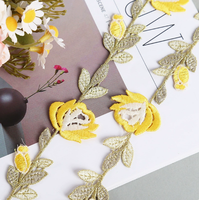 Nouvelle dentelle brodée à la main de 3,8 cm de large avec grandes fleurs et fil doré, accessoire DIY pour chapeaux et vêtements
