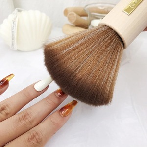 Pinceau à poudre avec manche en bois de grande taille, manche diamanté, pinceau de maquillage doux pour poudre visage et nettoyage des ongles - Product Image 4