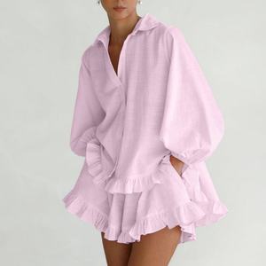 Conjunto de Dos Piezas de Lino a Precio Bajo al por Mayor, Blusa Corta Informal con Cuello Camisero para Mujer, Pantalones Cortos de Lino con Cintura Elástica - Product Image 3