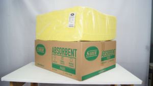 Almohadillas Absorbentes Químicas Premium SABER 200, No Reactivas, Capacidad de 9-11x, para la Limpieza Rápida de Derrames de Ácidos y Bases - Product Image 2