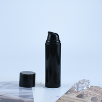 Emballage de lotion de bouteille de pompe sans air à large bouche de 30ml 50ml en PP personnalisable avec tête pour les soins de la peau