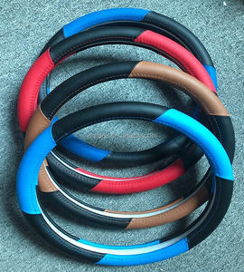 JQ133 Coprivolante in Pelle per Auto, Accessorio Decorativo per Interni Auto - Product Image 3