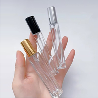 Flacon de parfum en verre transparent épais carré de 10 ml, étiquette privée, impression sur écran, emballé en carton, MOQ 100 pièces pour parfums en décanter