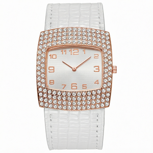 Cadeaux de tous les jours en gros, nouvelle ceinture en cuir de luxe à motif serpent, montre à quartz sertie de diamants pour femmes - Product Image 1