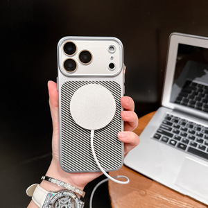 Nouvelle <span class=keywords><strong>coque</strong></span> de téléphone magnétique <span class=keywords><strong>en</strong></span> <span class=keywords><strong>cuir</strong></span> à texture fibre de carbone <span class=keywords><strong>pour</strong></span> <span class=keywords><strong>iPhone</strong></span> 17 <span class=keywords><strong>13</strong></span> 14 15 16 12 <span class=keywords><strong>Pro</strong></span> Max <span class=keywords><strong>avec</strong></span> film de protection d'objectif <span class=keywords><strong>en</strong></span> verre, antichoc - Product Image 6