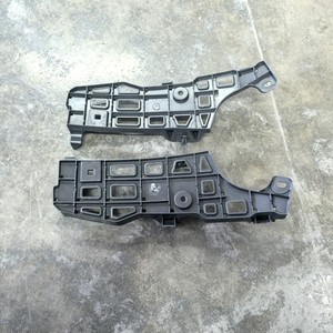 UX260 Rear Bumper <b>Bracket</b> 5259176020 5259276020 <b>Plastic</b> Replacement Part - Product Image 1
