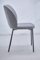 Chaise de salle à manger portable minimaliste contemporaine 2025 en tissu gris entièrement rembourrée pour la maison, le bureau et les salles à manger