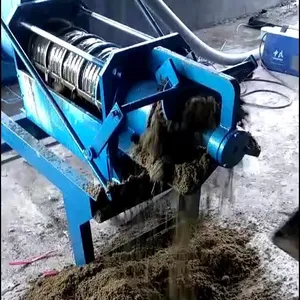 Sistema di gestione del porcile attrezzatura agricola separatore d'acqua del letame macchina per l'asciugamento dello sterco di vacca separatore di liquidi solidi con pressa a vite