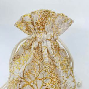 Sacs cadeaux en coton personnalisés avec cordon de serrage pour Noël, pour emballer des bonbons et des cadeaux - Product Image 5