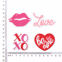 Porte-clés en PVC souple en forme de cœur, style promotionnel, vente en gros, pendentif personnalisé en plastique à thème, dessin animé, promotion sur mesure
