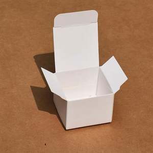 Boîte d'emballage pour sérum pour le visage et lotion avec gaufrage et impression offset, boîtes rigides personnalisées en couleur, emballage cosmétique fait main - Product Image 3