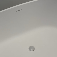 Baignoire autoportante moderne en surface solide Gurgle, baignoire en pierre artificielle avec drain, blanc mat, facile à nettoyer, pour intérieur