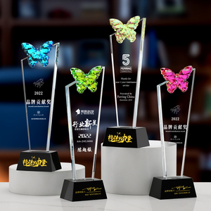 Trofeo a Farfalla in Cristallo Premium di Nuovo Design per Eventi Sportivi, Premi per Campioni di Lega a Prezzo di Fabbrica - Product Image 2