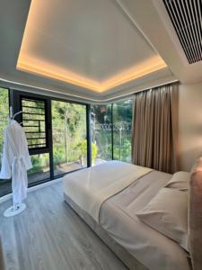 Casa prefabbricata della capsula dello spazio con la tecnologia di controllo vocale AI luce struttura in acciaio modulare casa pensilina portatile di emergenza - Product Image 6