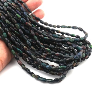 ลูกปัดหินอัญมณีทรงวงรีทรงไข่ขนาด6มม.-10มม. โอปอลสีดำจากเอธิโอเปียสำหรับการตั้งค่าเครื่องประดับ - Product Image 2