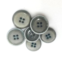 Bouton en corozo écologique de style vintage classique, boutons rétro à quatre trous pour pantalons homme et femme.