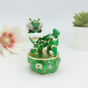 SHINNYGIFTS capodanno cinese figurine di danza del leone in metallo dipinte a mano scatole di gingillo in smalto per la decorazione della casa - Product Image 5