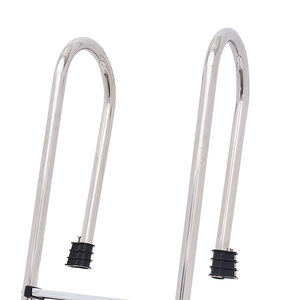 Échelle de <span class=keywords><strong>piscine</strong></span> à <span class=keywords><strong>5</strong></span> <span class=keywords><strong>marches</strong></span> de haute qualité avec échelle à cadre en acier SS de type bride pour <span class=keywords><strong>marches</strong></span> en plastique antidérapantes pour <span class=keywords><strong>piscine</strong></span> <span class=keywords><strong>hors</strong></span> <span class=keywords><strong>sol</strong></span> - Product Image 4