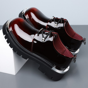 รองเท้าลำลองทรงทันสมัยสำหรับผู้ชาย รุ่นขายดีปี 2026 ดีไซน์หัวรองเท้าทรงหนา เหมาะสำหรับใส่ทำงานในชีวิตประจำวันและโอกาสทางการ - Product Image 1