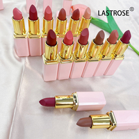 Rouge à lèvres crémeux mat vegan sans cruauté animale, marque privée, maquillage hautement pigmenté, rouge à lèvres solide