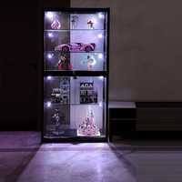 Vitrine de magasin haute en aluminium et verre Full Vision pour figurines et jouets, avec étagères en verre réglables et éclairage LED
