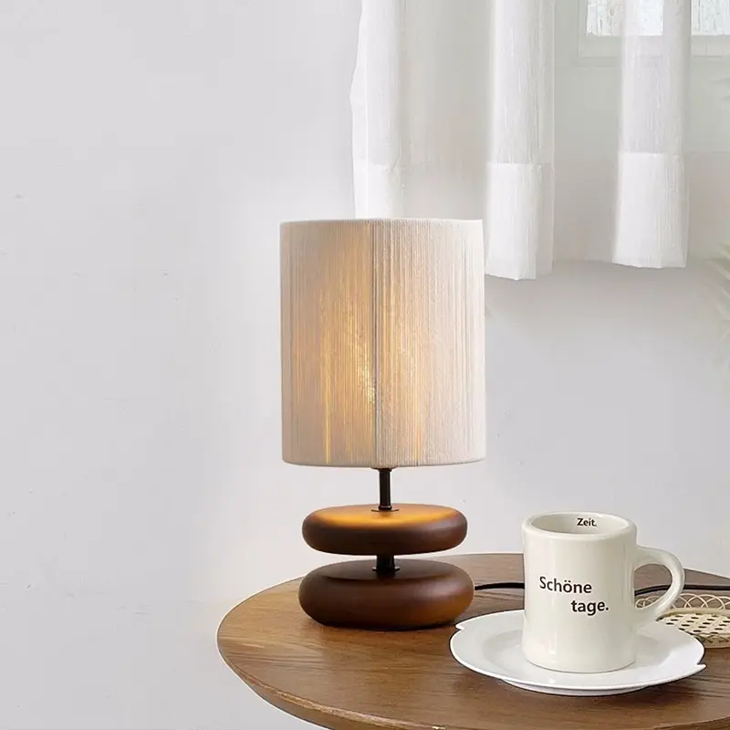 Lâmpada de madeira sólida criativa, moderna, lâmpada de mesa de arte para quarto, lateral da cama, lâmpada decorativa