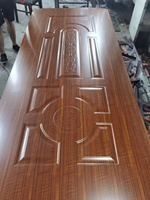 Panneau de porte en mélamine HDF fabriqué en Chine pour les portes de meubles et la décoration intérieure