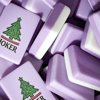 Mahjong à thème de Noël à 2 couches, décor de table en acrylique durable, pièces de Mahjong, jeu de société pour rassemblements d'hiver, cadeau de club ou de vacances