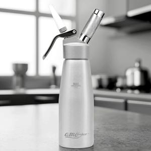 Outil de décoration de desserts de qualité supérieure, fouet à crème en aluminium durable, distributeur de crème fouettée pour les restaurants et les services de traiteur - Product Image 3