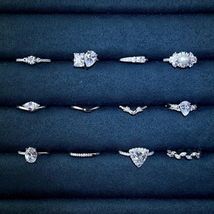 Tùy Chỉnh Sang Trọng Kim Cương Ngón Tay Nhẫn Mới Đến 925 Sterling Silver Bạc Hợp Thời Trang CZ Nhẫn Cưới Cho Engagement Món Quà Bên - Product Image 3