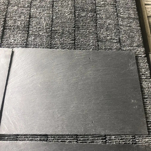 Tuiles de toit en <span class=keywords><strong>ardoise</strong></span> naturelle, carrées, ondulées, noires, rectangulaires, durables, résistantes à la chaleur, traditionnelles, pour villa - Product Image 1