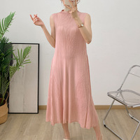 Robe de plage plissée Miyake haut de gamme pour femme, écologique, lavable, couleur unie, sans manches, tissée, avec perles et volants, style vintage
