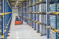 Système de rayonnage à palettes à encaissement pour la logistique industrielle, stockage, étagères métalliques haute densité avec protection contre la corrosion