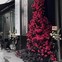 Mur floral artificiel en cascade de roses fait main, idéal pour les points photo populaires, centres commerciaux, couvre-tuyaux décoratifs, accessoires de scène pour créer une ambiance festive